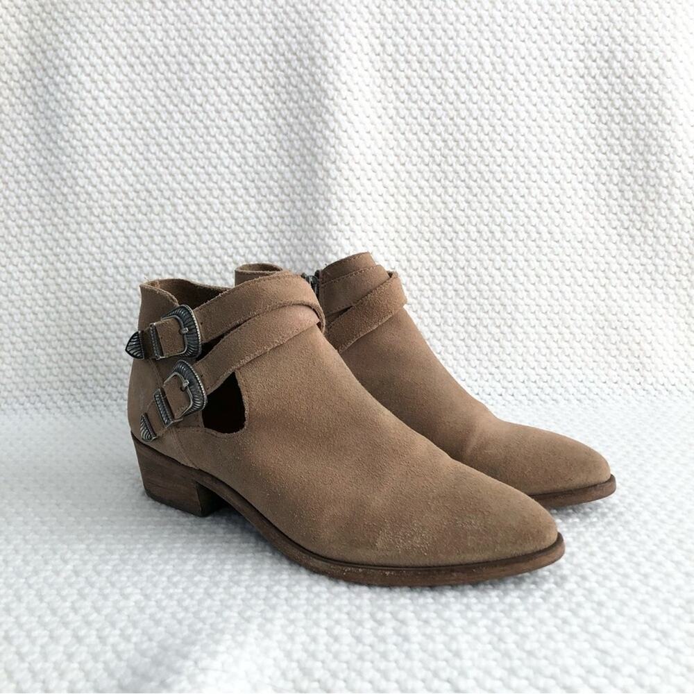 Frye Beige Taupe Suede Ray Western Shootie Ankle Boot Double Silver Buckles 7 - Picture 2 of 11